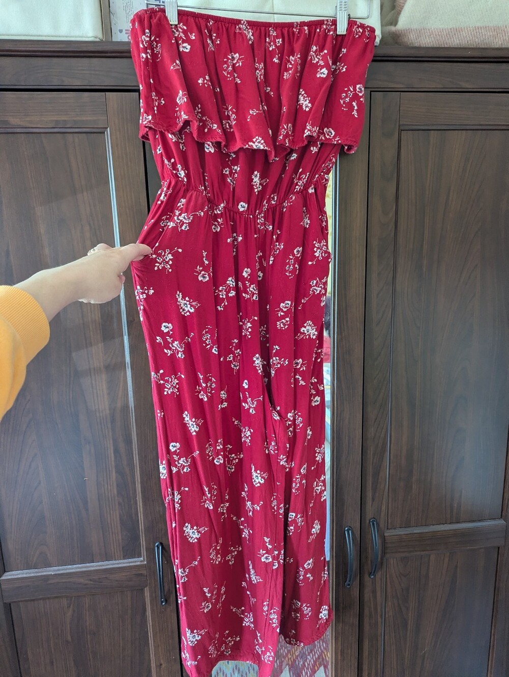 Hollister Red floral Jumpsuit Romper Wide Leg Cropped Strapless Ruffle Medium